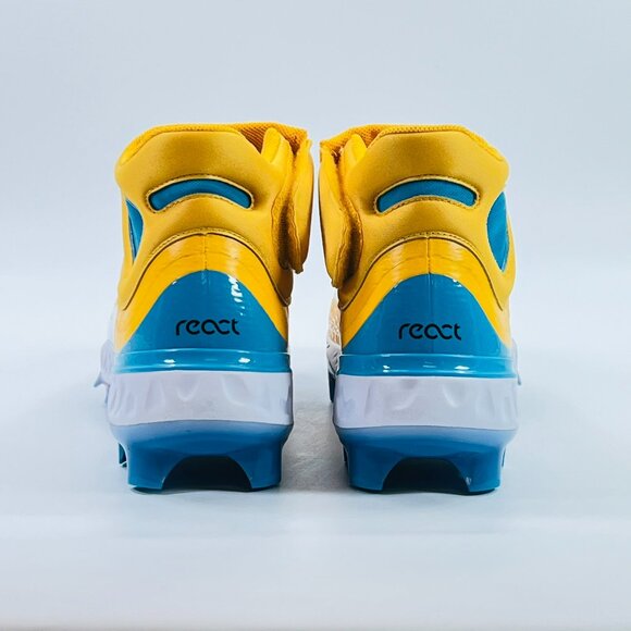 Athletic_Shoes